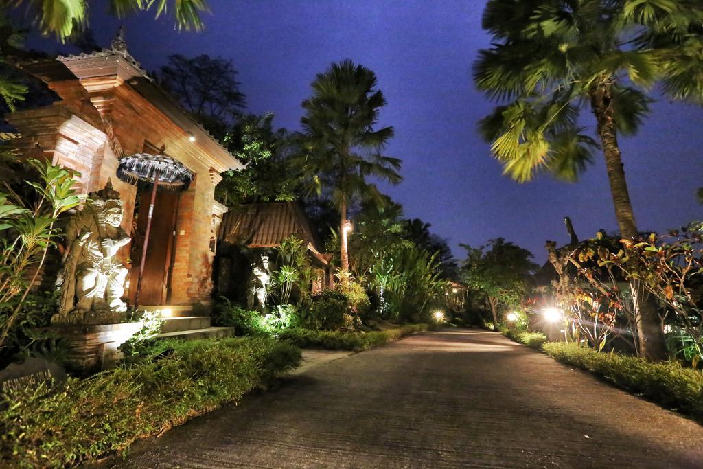 Hotel The Sanyas Retreat Selemadeg Esterno foto